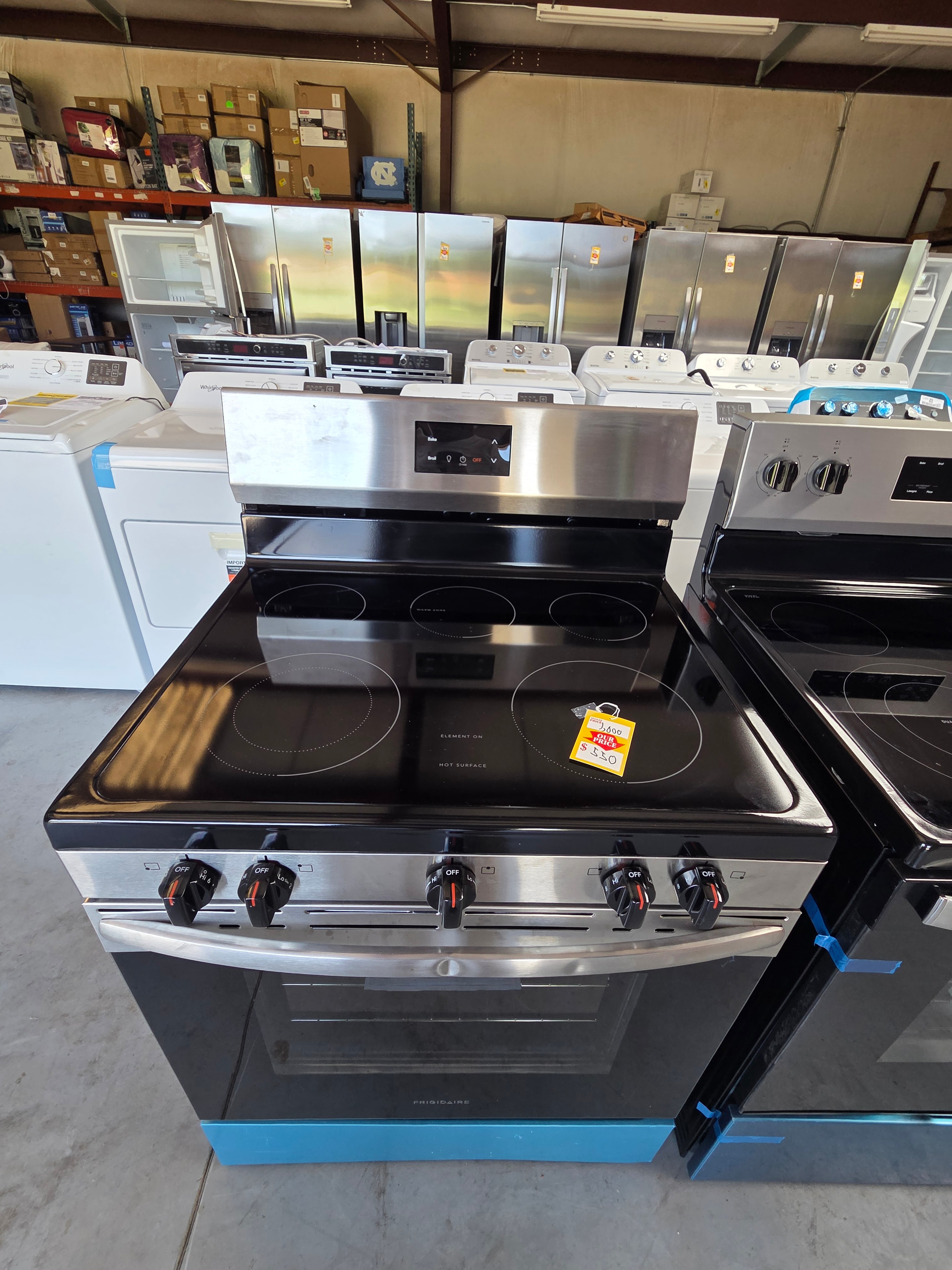 Stainless steel electric ranges and stoves warehouse floor